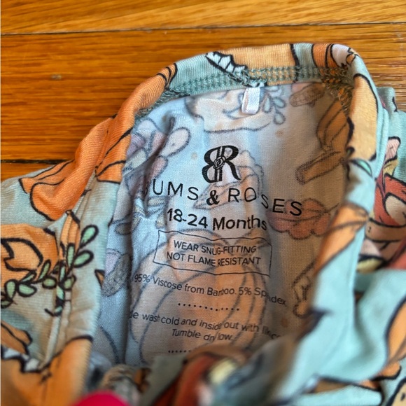 Bums and Roses Zippy - Picture 4 of 4